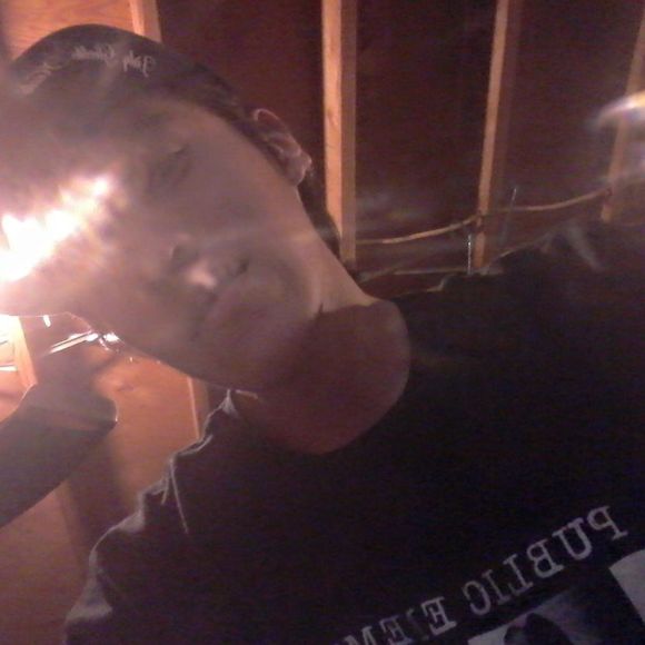 Meet your Posher, Ryan - Picture 1 of 3